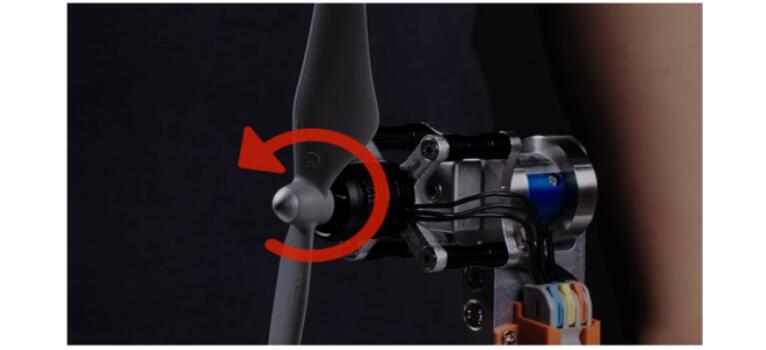 Schematic diagram of motor and propeller steering judgment